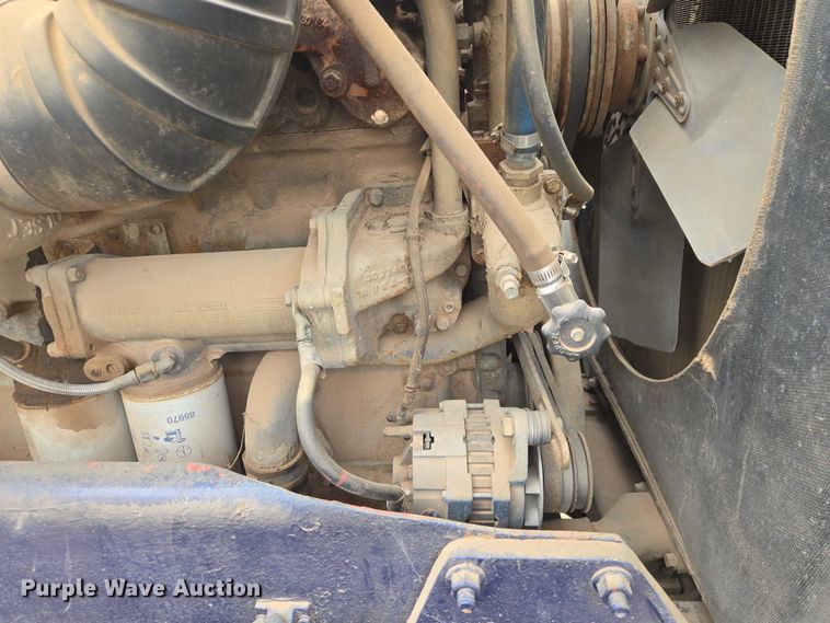 image for item EW0089 1982 Peterbilt 359 crane truck