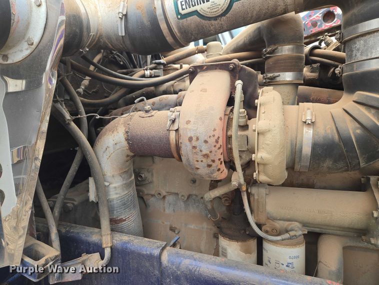 image for item EW0089 1982 Peterbilt 359 crane truck