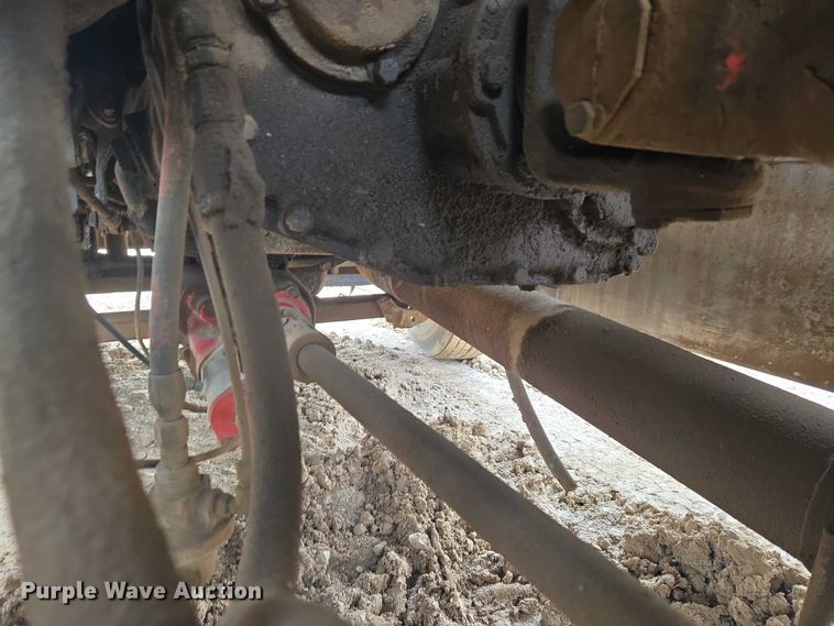 image for item EW0089 1982 Peterbilt 359 crane truck
