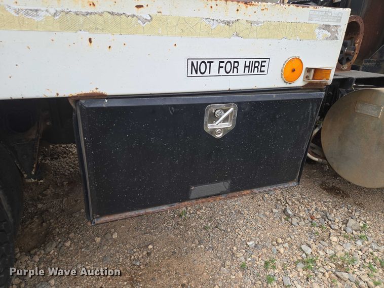 image for item EW0090 1991 International 9400 water truck