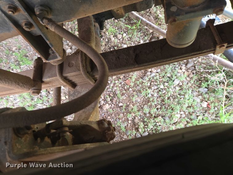 image for item EW0090 1991 International 9400 water truck