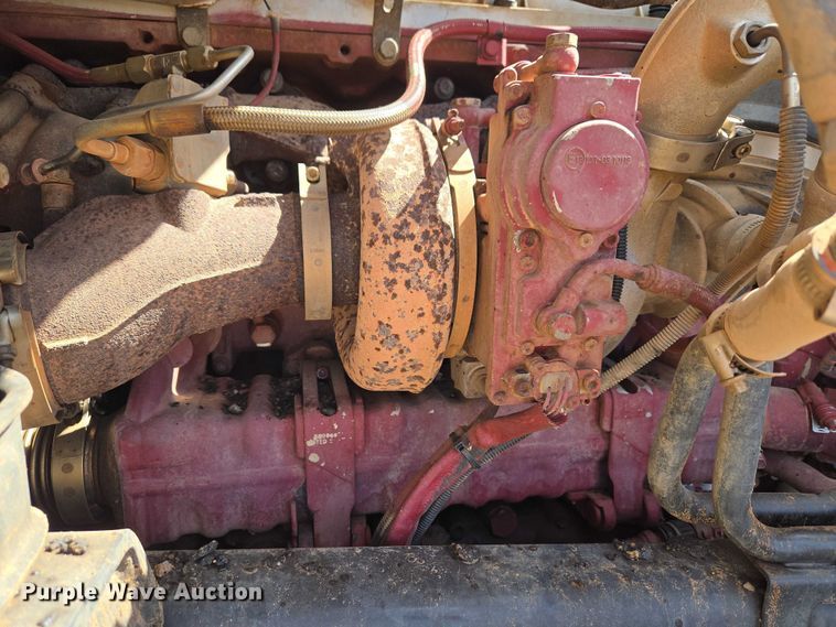 image for item EW0101 2011 Mack CHU613 semi truck