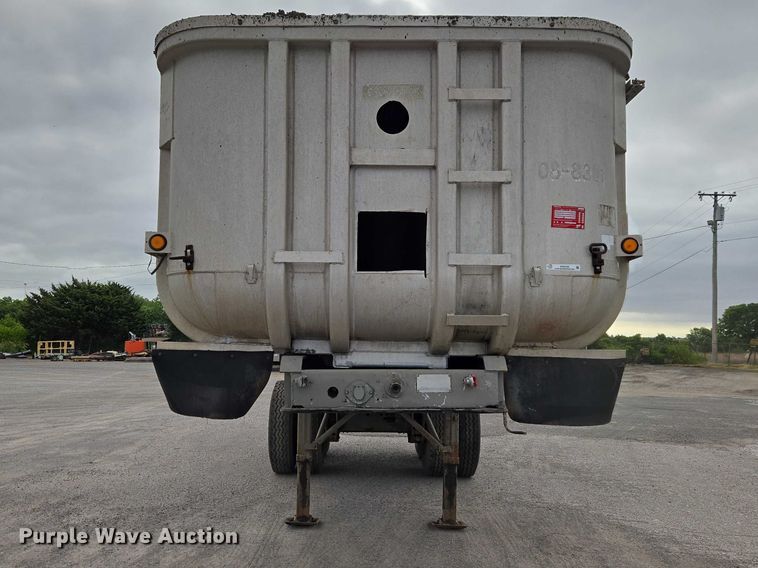 image for item EW0105 1983 Fruehauf end dump trailer