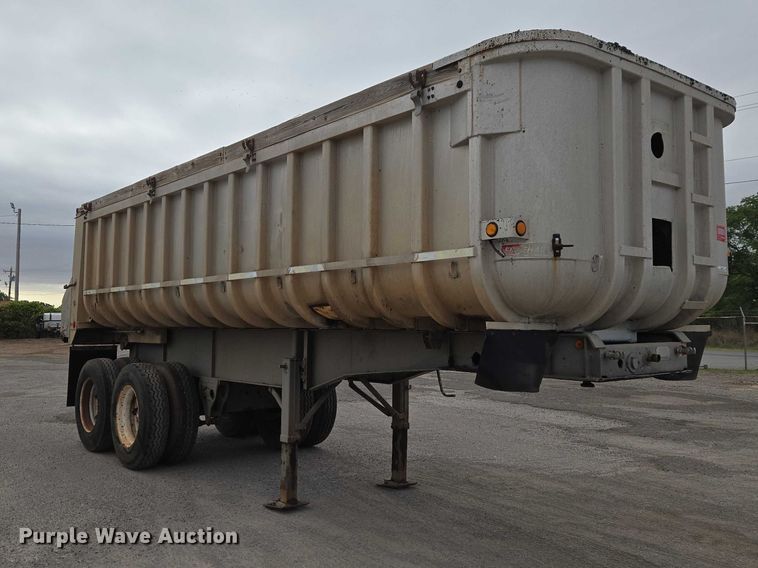 image for item EW0105 1983 Fruehauf end dump trailer