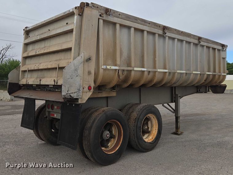 image for item EW0105 1983 Fruehauf end dump trailer