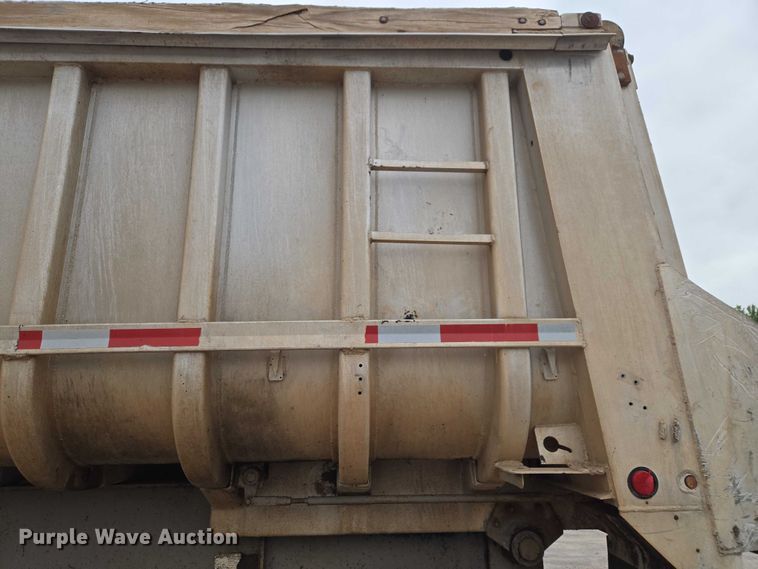 image for item EW0105 1983 Fruehauf end dump trailer
