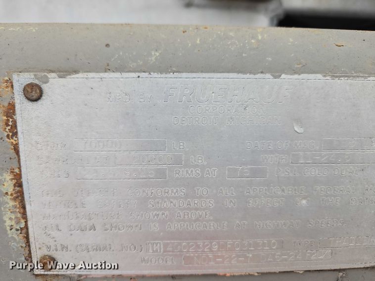 image for item EW0105 1983 Fruehauf end dump trailer