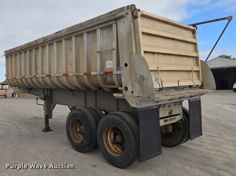 image for item EW0106 1980 Fruehauf end dump trailer