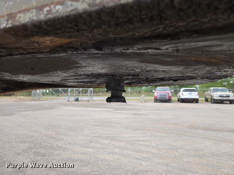 image for item EW0106 1980 Fruehauf end dump trailer