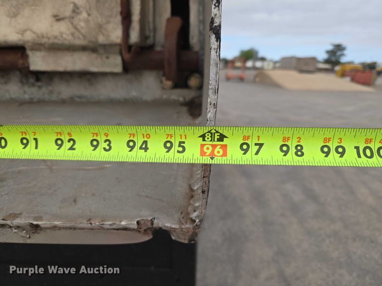 image for item EW0106 1980 Fruehauf end dump trailer