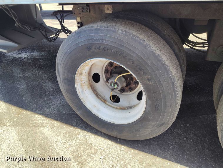 image for item EW0994 2015 Hyundai VI2530112-AJRS dry van trailer