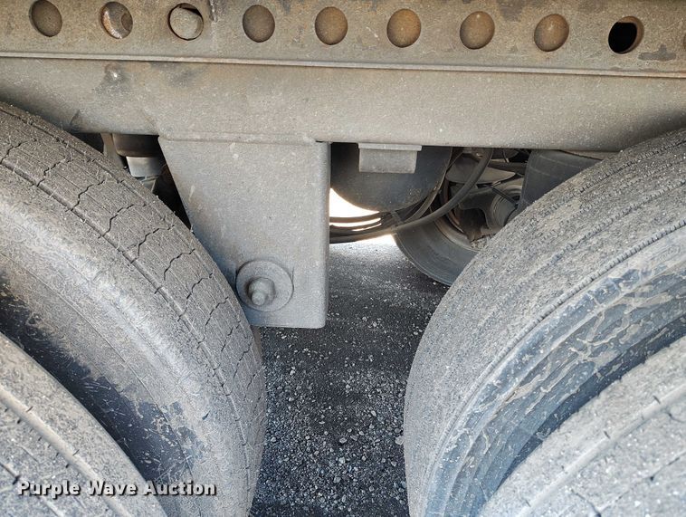 image for item EW0995 2015 Hyundai VI2530112-AJRS dry van trailer