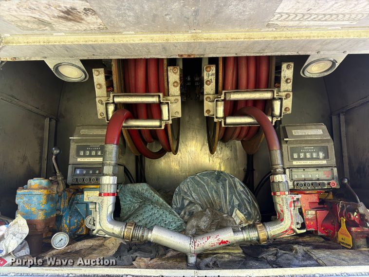 image for item EW2078 2011 International 4400 fuel truck
