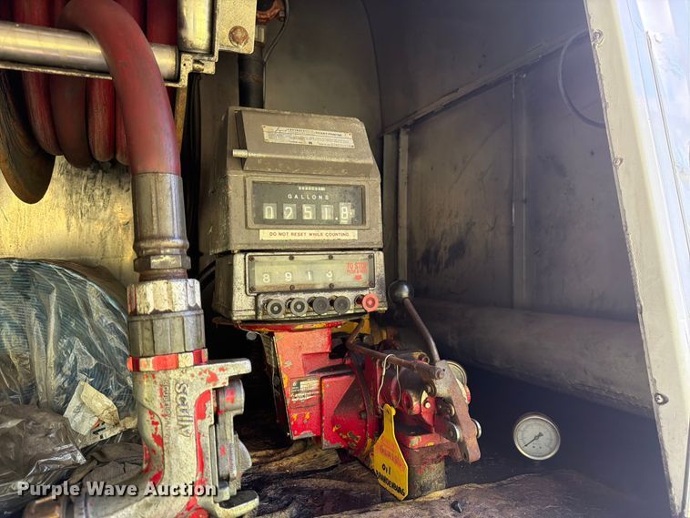 image for item EW2078 2011 International 4400 fuel truck