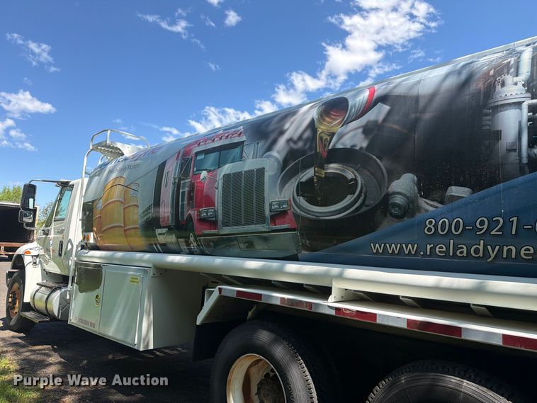 image for item EW2078 2011 International 4400 fuel truck