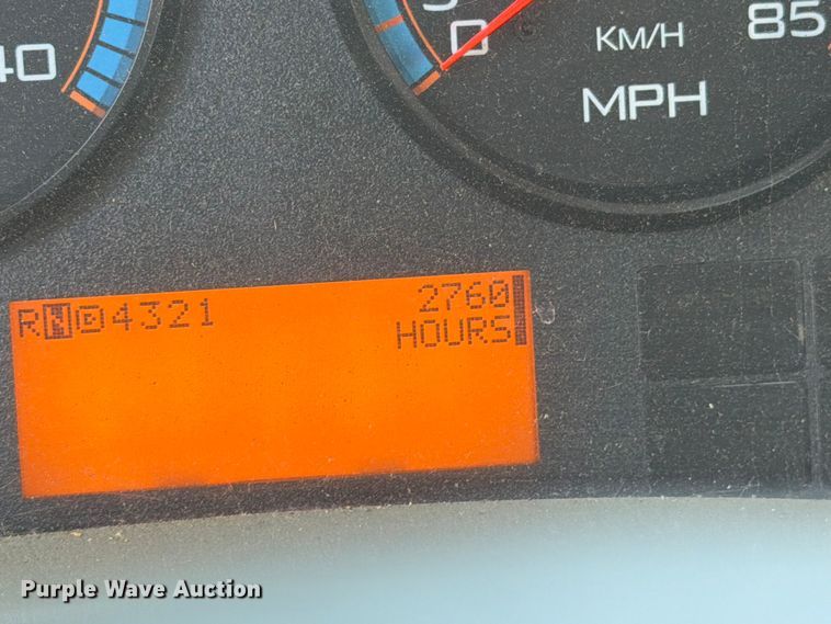 image for item EW2078 2011 International 4400 fuel truck