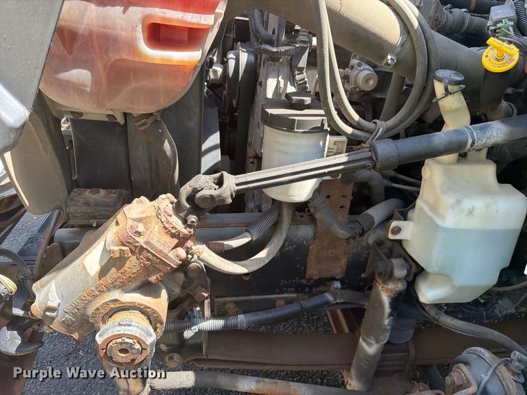 image for item EW2078 2011 International 4400 fuel truck