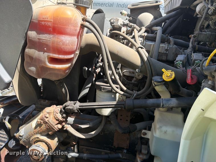 image for item EW2078 2011 International 4400 fuel truck
