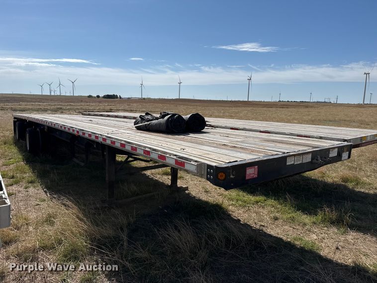 image for item EW4550 2004 Great Dane flatbed trailer