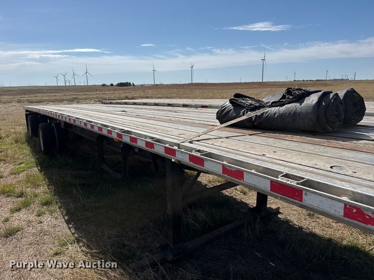 image for item EW4550 2004 Great Dane flatbed trailer