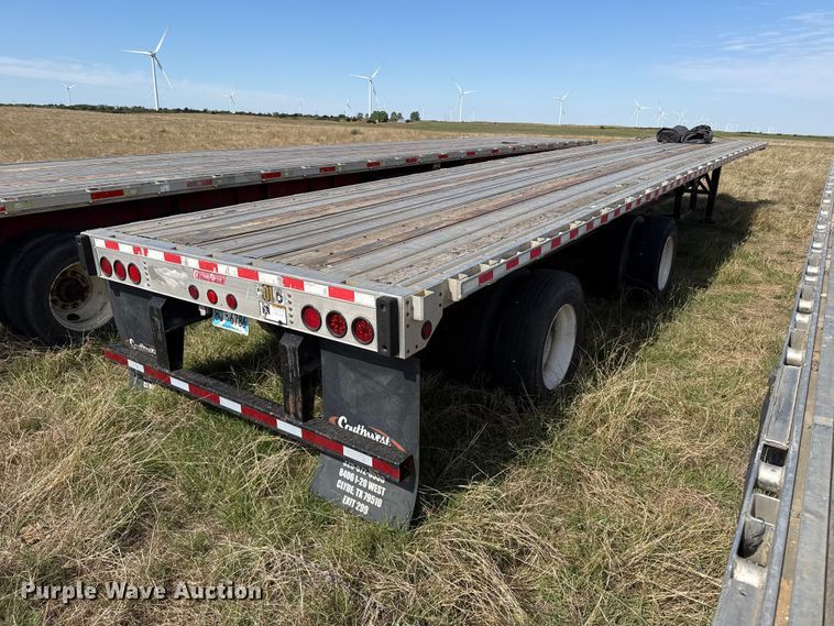 image for item EW4550 2004 Great Dane flatbed trailer