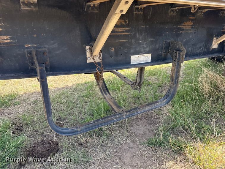 image for item EW4550 2004 Great Dane flatbed trailer