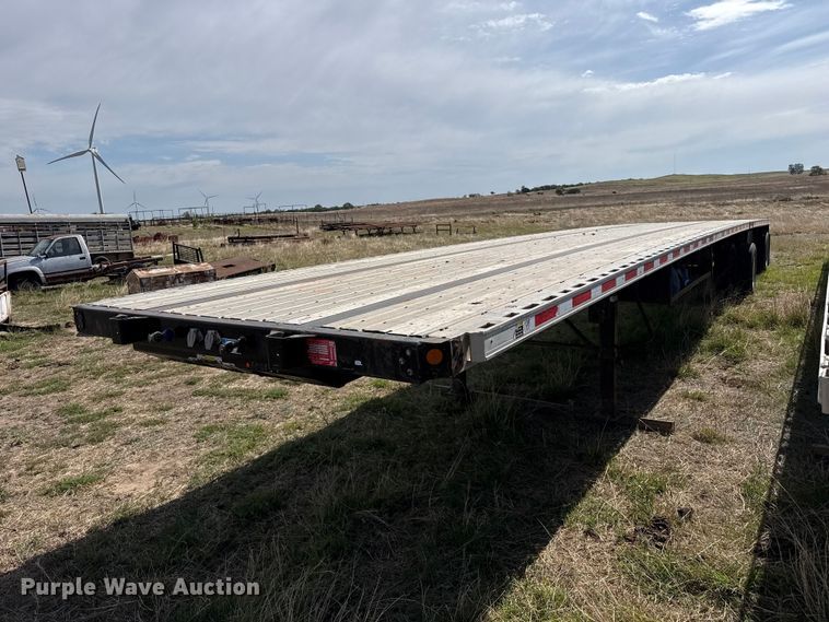 image for item EW4551 2020 Fontaine HCICF12WSA flatbed trailer