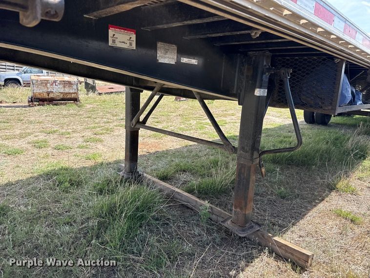 image for item EW4551 2020 Fontaine HCICF12WSA flatbed trailer