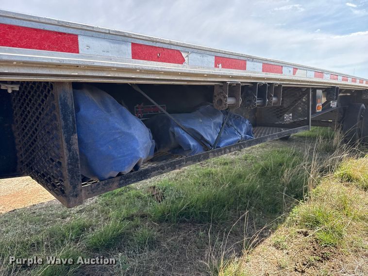 image for item EW4551 2020 Fontaine HCICF12WSA flatbed trailer