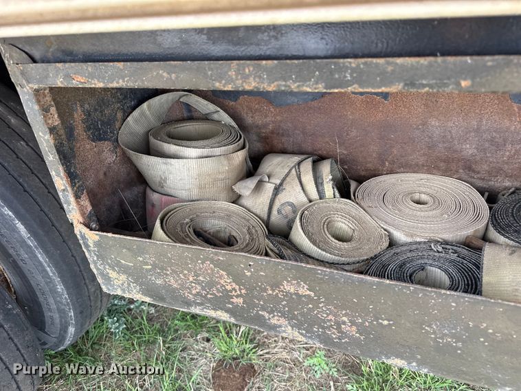 image for item EW4551 2020 Fontaine HCICF12WSA flatbed trailer