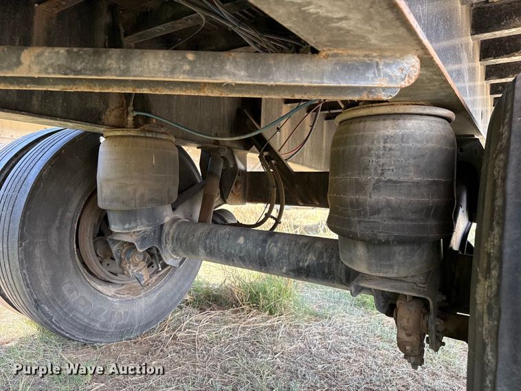 image for item EW4551 2020 Fontaine HCICF12WSA flatbed trailer