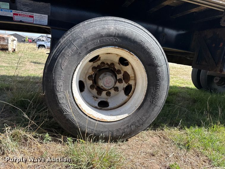 image for item EW4551 2020 Fontaine HCICF12WSA flatbed trailer
