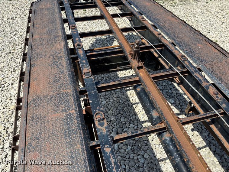 image for item FB3398 2014 Doolittle car carrier