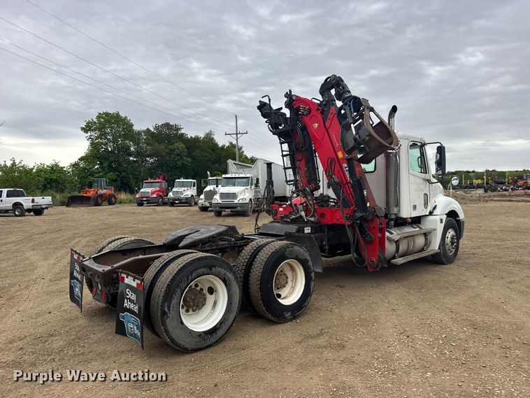 image for item FB7326 2007 Freightliner Columbia 120 crane truck