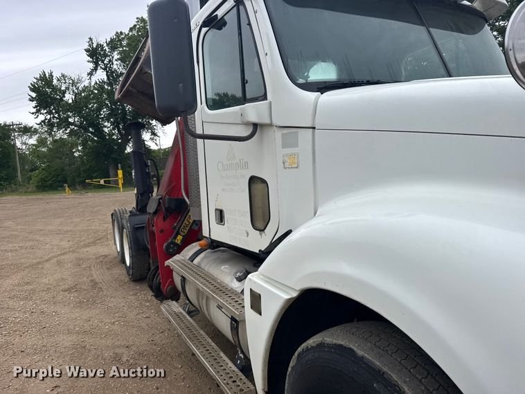 image for item FB7326 2007 Freightliner Columbia 120 crane truck