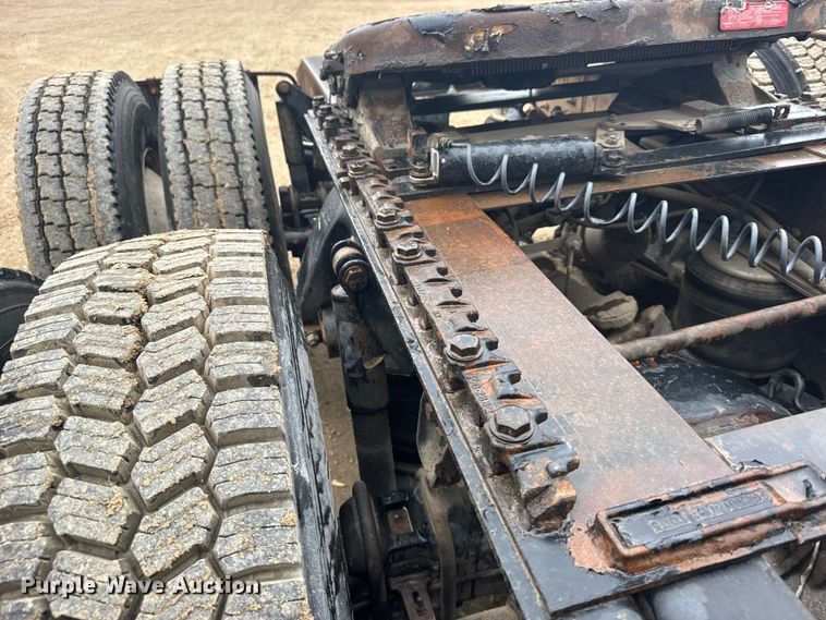 image for item FB7326 2007 Freightliner Columbia 120 crane truck