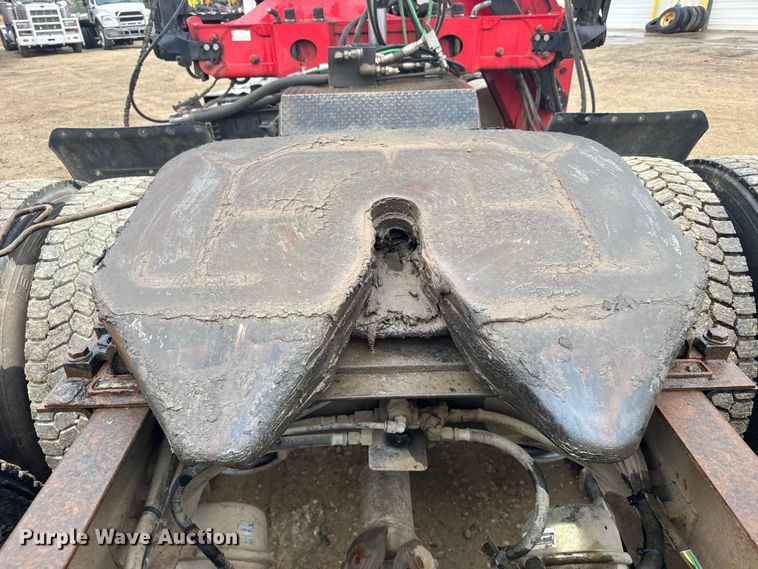 image for item FB7326 2007 Freightliner Columbia 120 crane truck