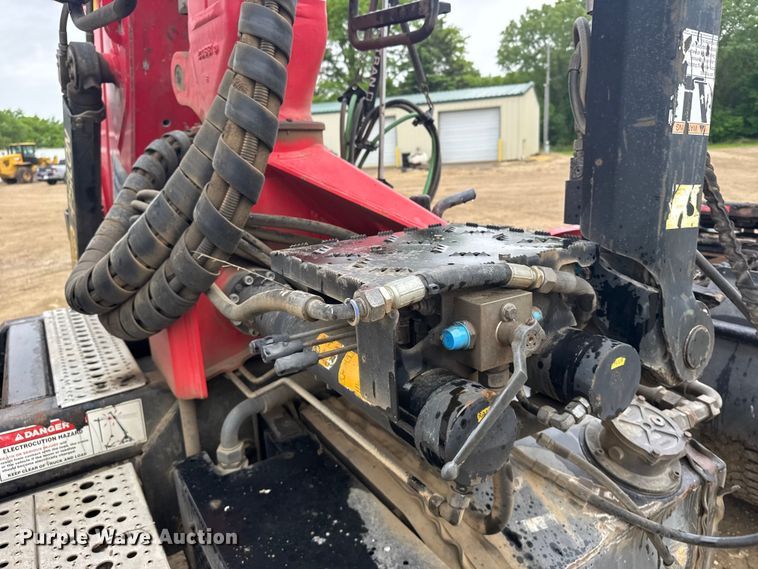 image for item FB7326 2007 Freightliner Columbia 120 crane truck