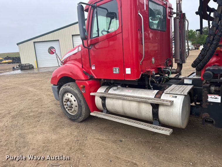 image for item FB7328 2005 Freightliner Columbia 120 crane truck