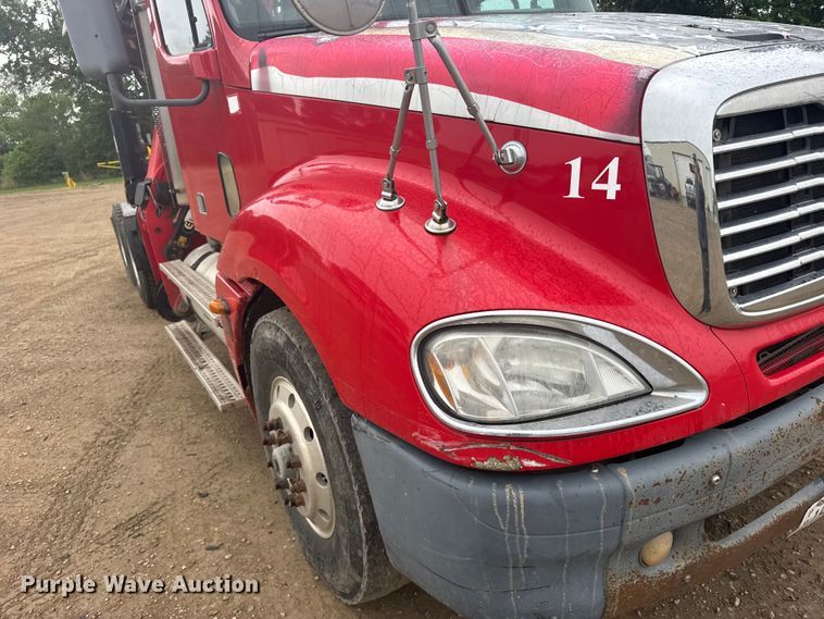 image for item FB7328 2005 Freightliner Columbia 120 crane truck
