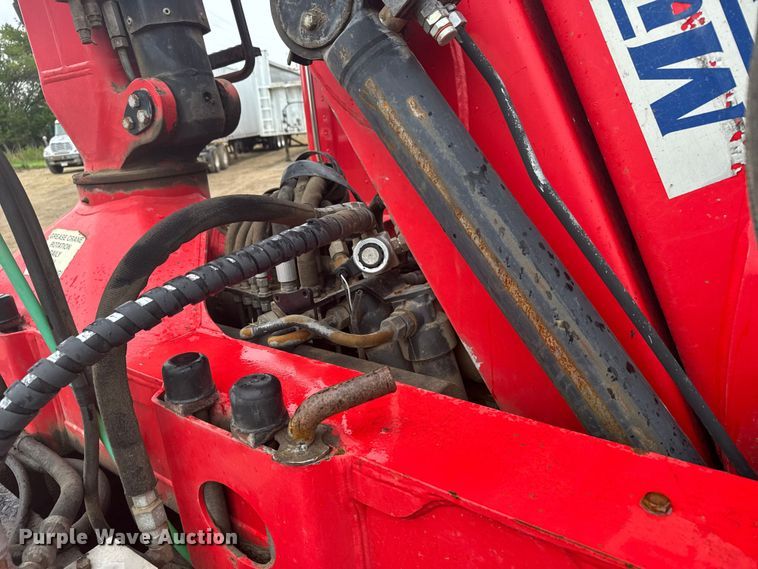 image for item FB7328 2005 Freightliner Columbia 120 crane truck