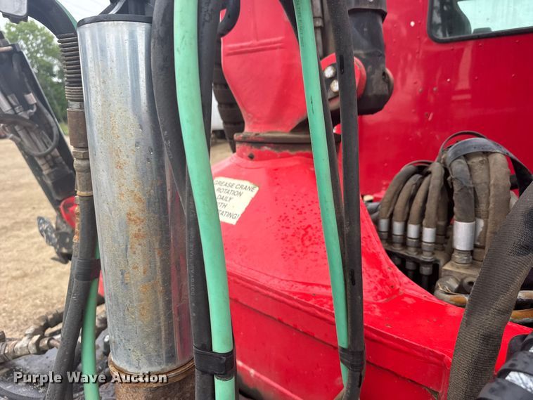 image for item FB7328 2005 Freightliner Columbia 120 crane truck