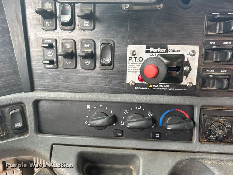image for item FB7328 2005 Freightliner Columbia 120 crane truck
