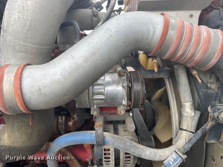 image for item FB7331 2014 Kenworth T660 semi truck