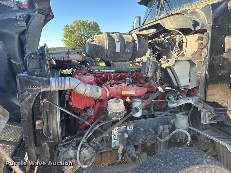 image for item FB7351 2017 Kenworth T660 semi truck