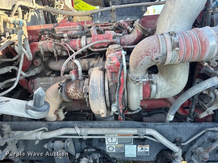 image for item FB7351 2017 Kenworth T660 semi truck