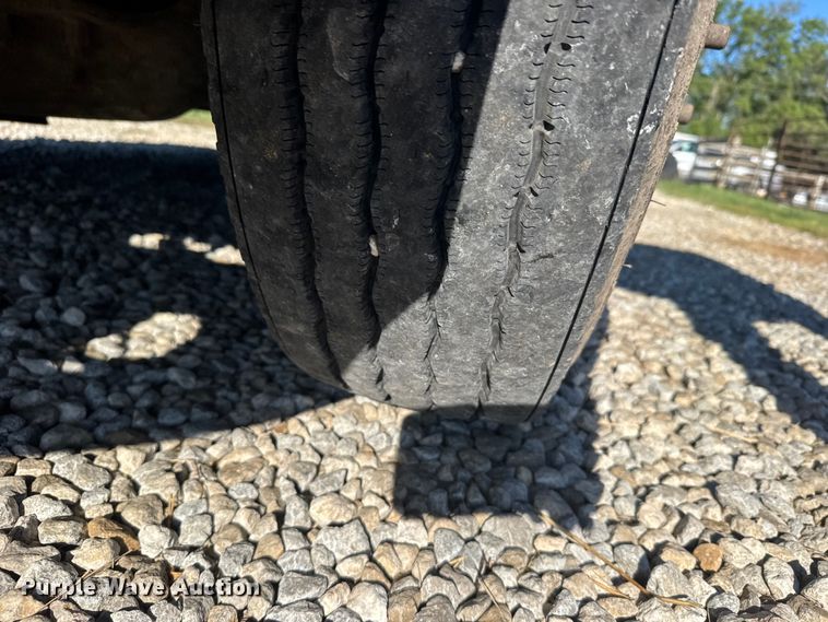 image for item FB7351 2017 Kenworth T660 semi truck