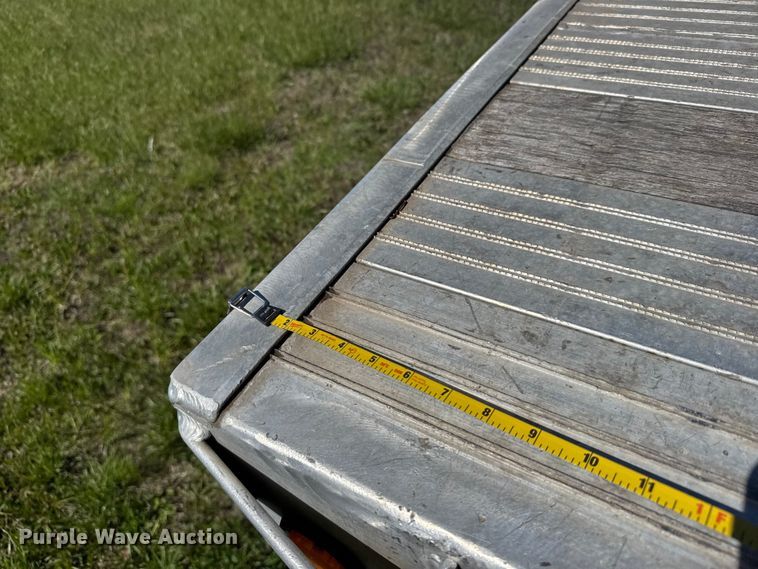 image for item FB7355 2016 Mac flatbed trailer