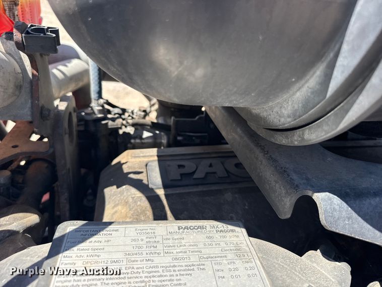 image for item FB7357 2014 Kenworth T660 semi truck