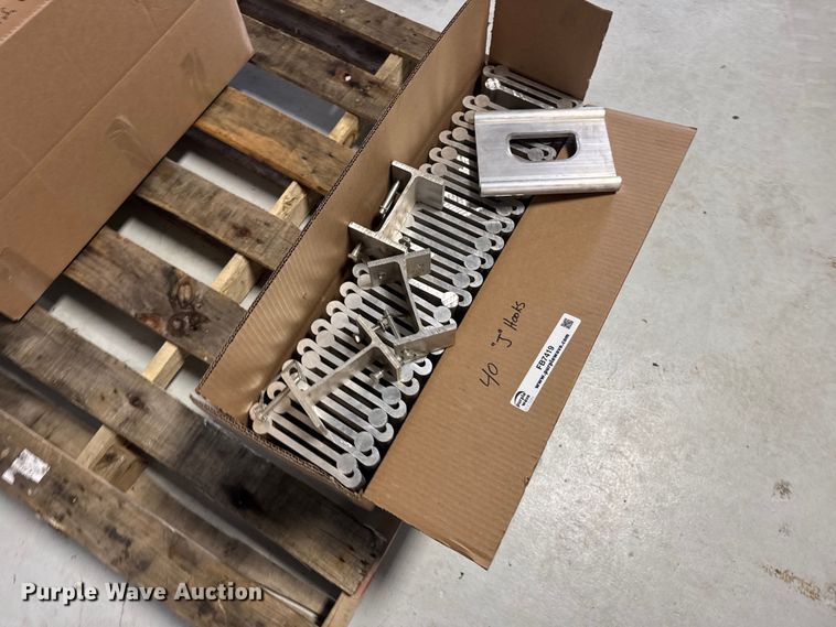 image for item FB7419 Approximately 40 J-plates